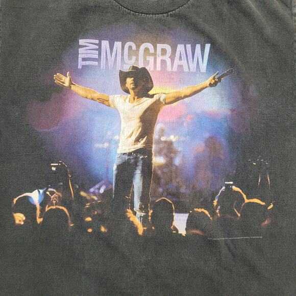 Tim-McGraw Shirt Large 21x27 Emotional Traffic Country Tour - Picture 14 of 16